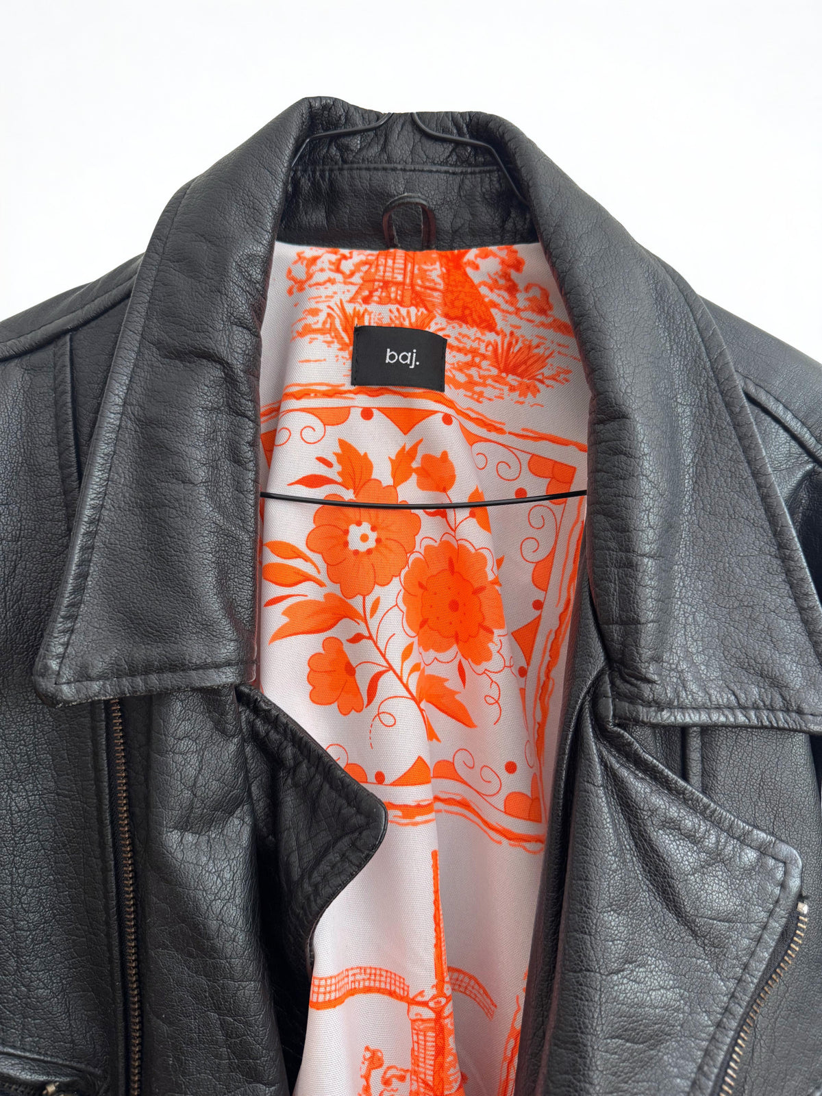 N°030 — Reworked Vintage Leather Jacket