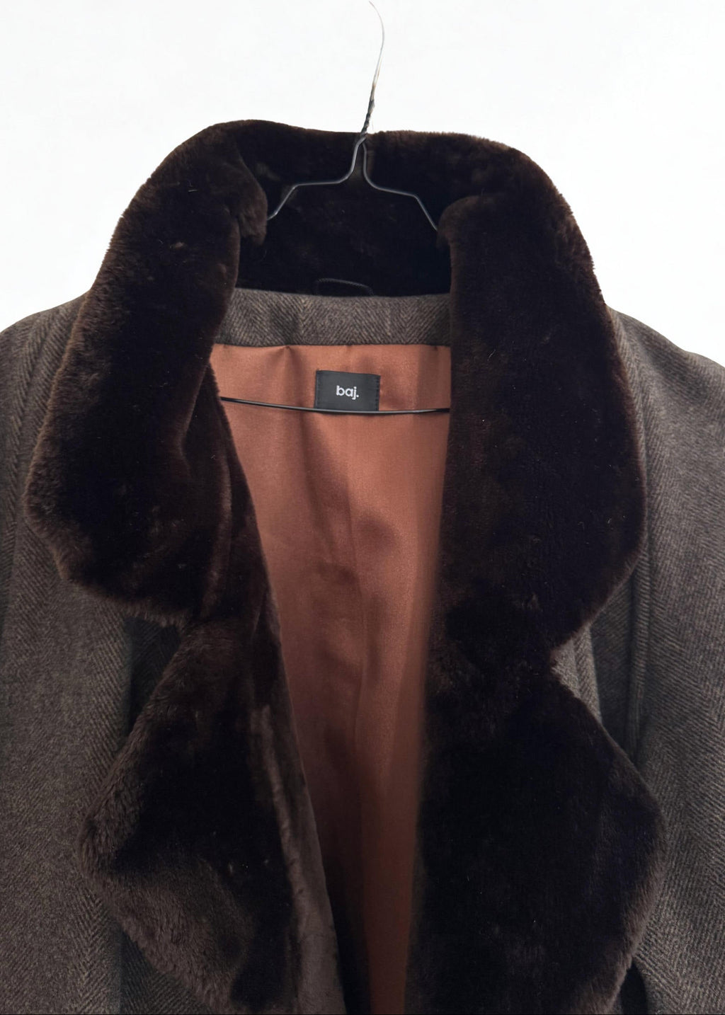 N°034 — Reworked Vintage Winter Coat