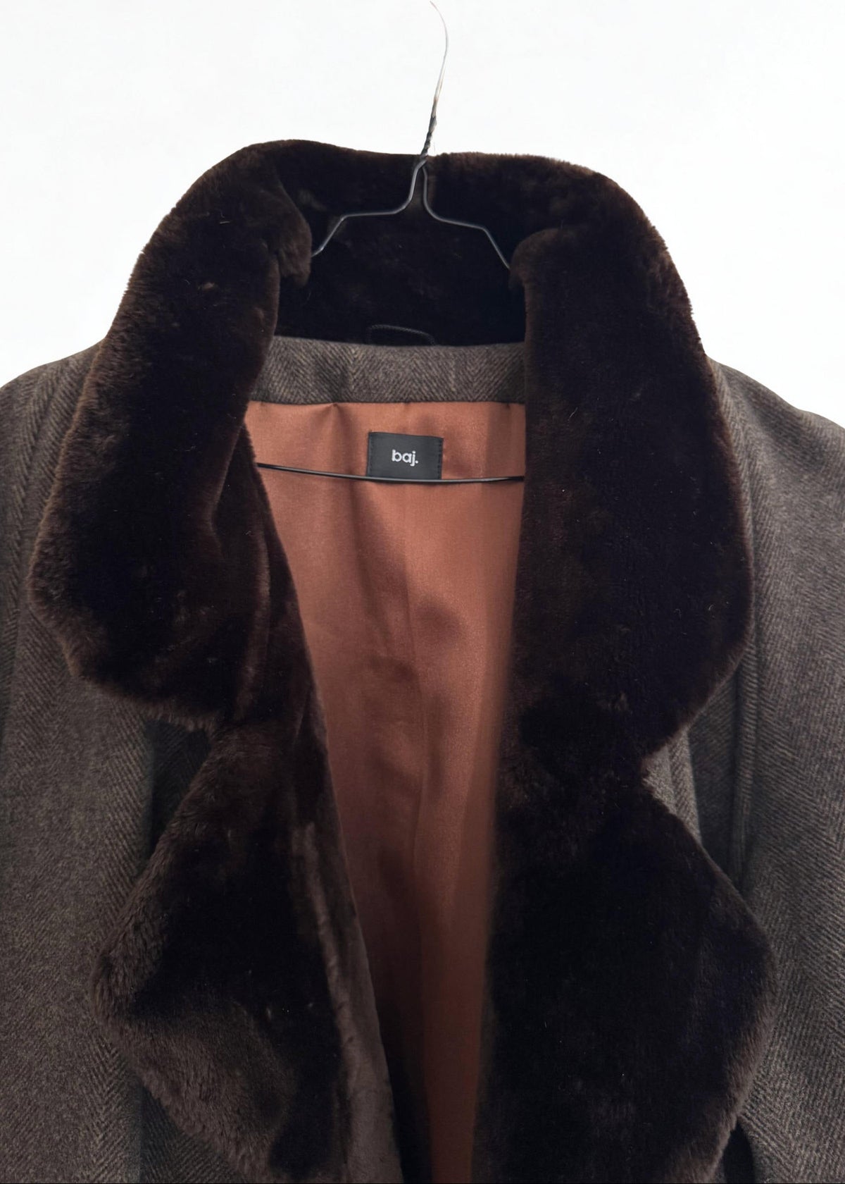 N°034 — Reworked Vintage Winter Coat