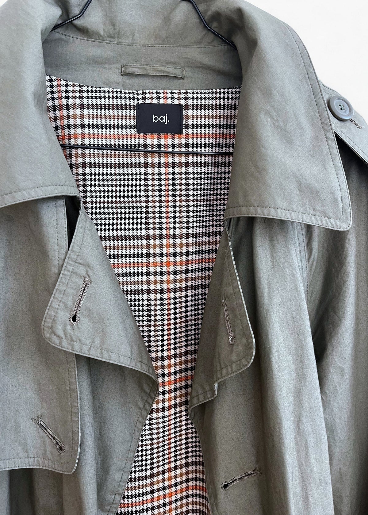 N°054 — Reworked Vintage Trench Coat
