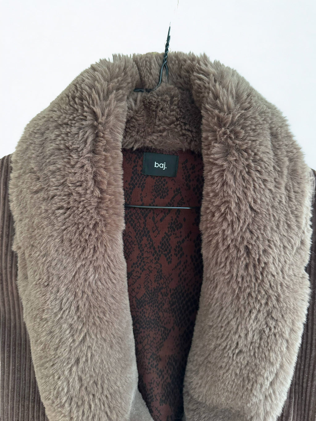 N°010 — Reworked Vintage Corduroy Jacket
