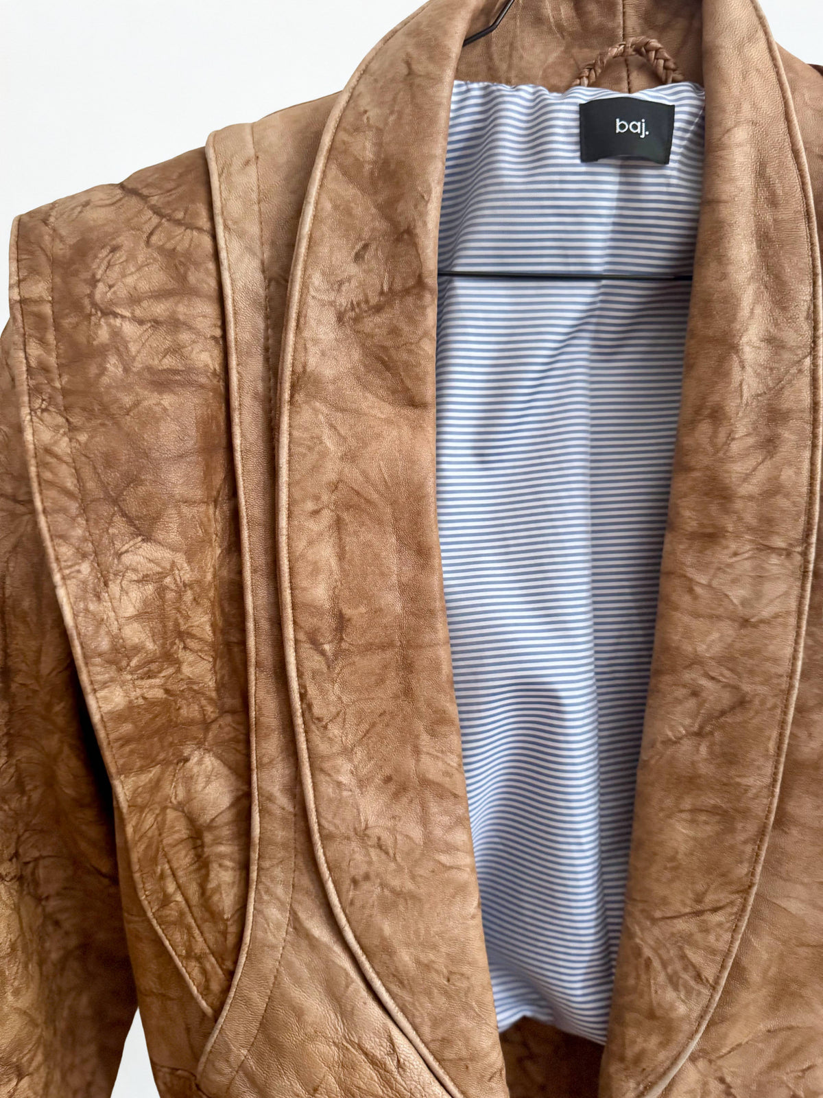 N°025 — Reworked Vintage Leather Jacket