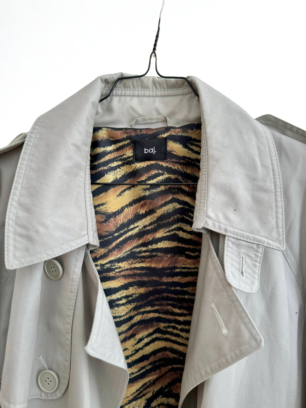 N°005 — Reworked Vintage Trench Coat