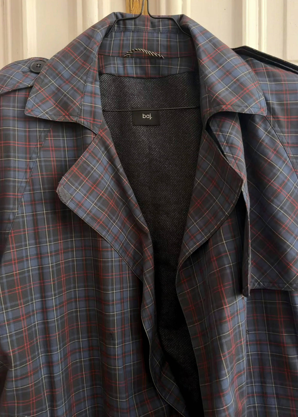 Trench Coat "CARO."