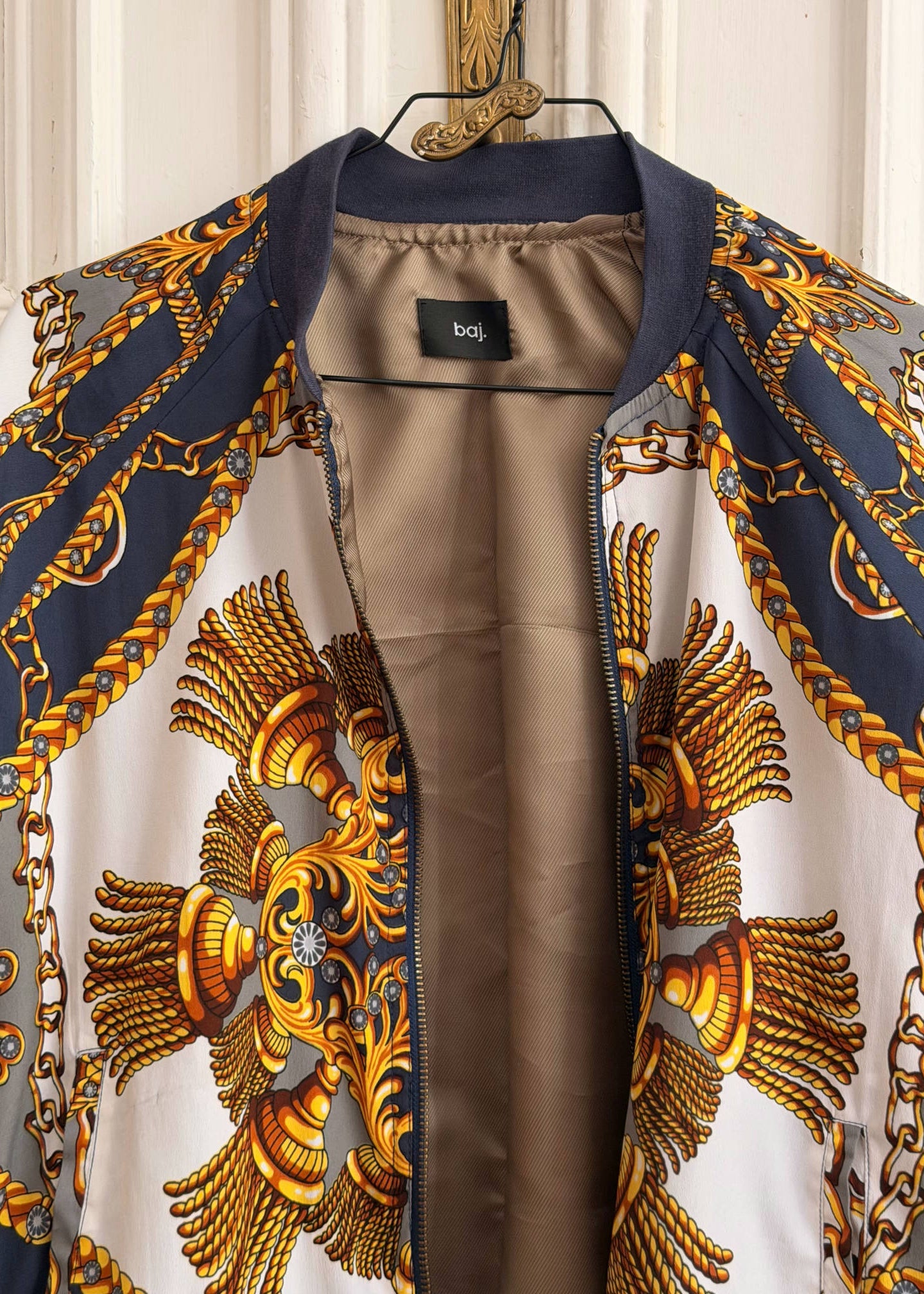 Colorful Vintage Bomber "GOL."