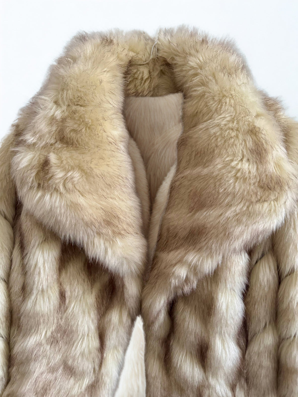 N°017 — Reworked Vintage Faux Fur Jacket