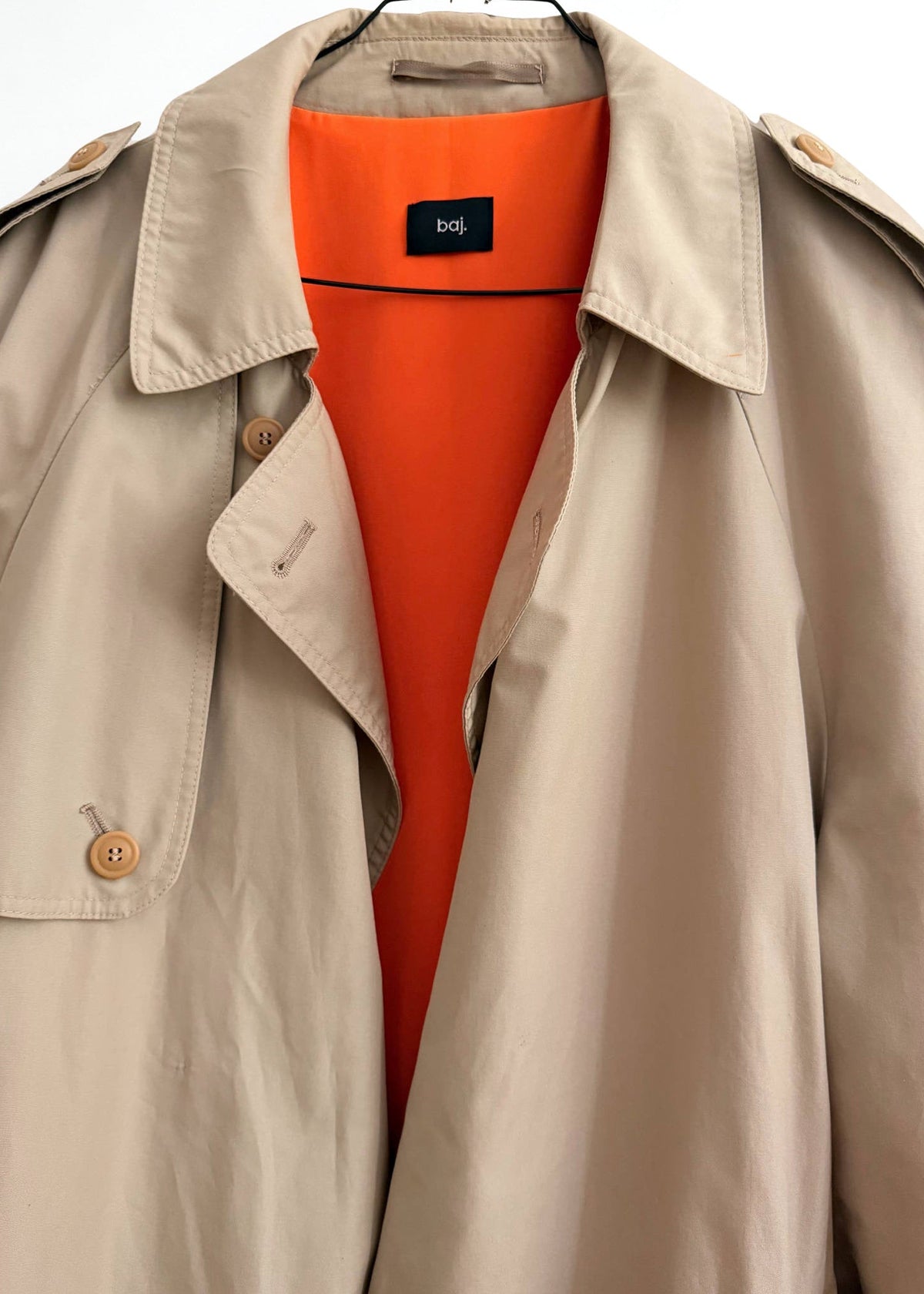 N°044 — Reworked Vintage Trench Coat