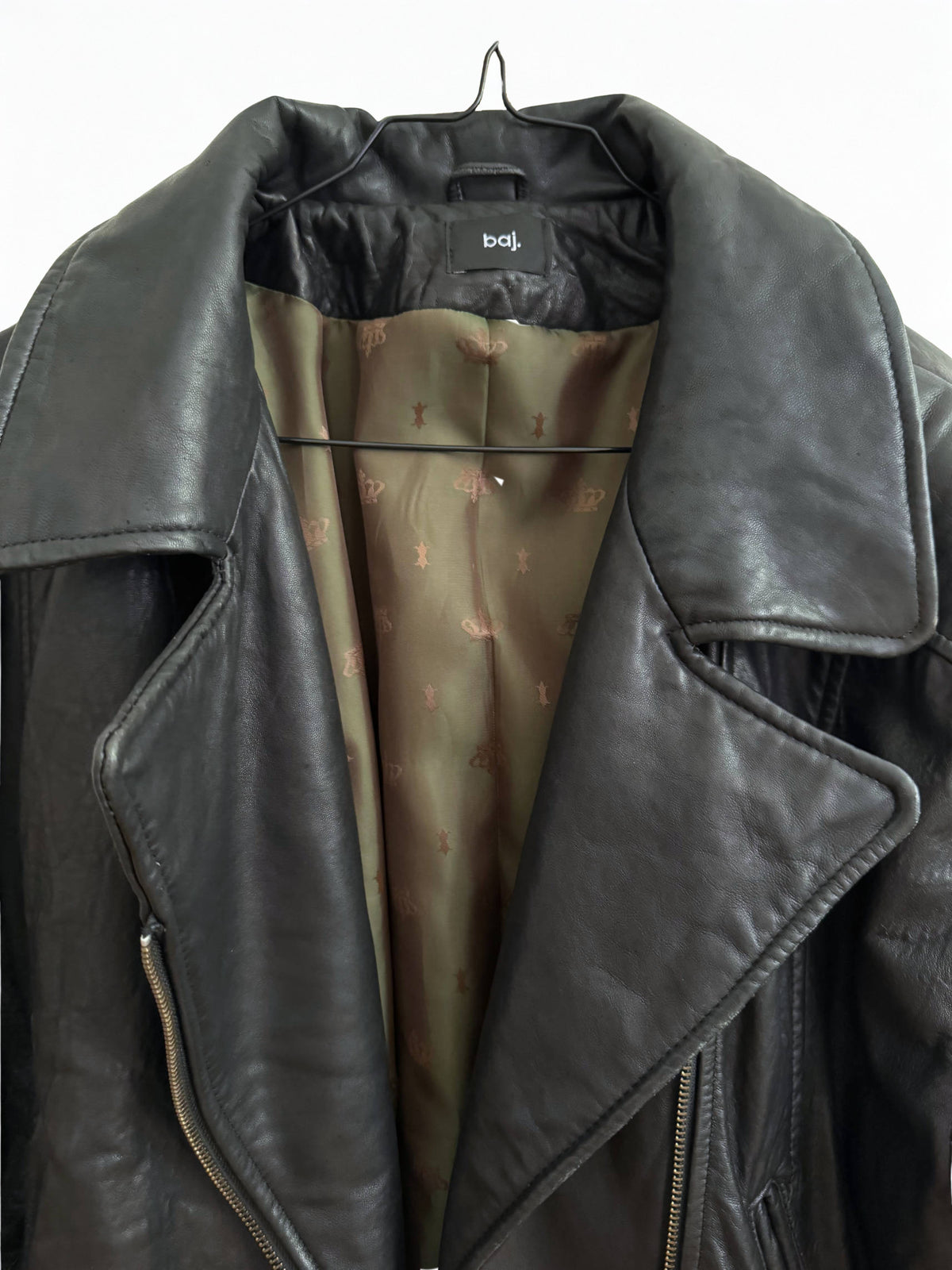 N°002 — Reworked Vintage Leather Jacket