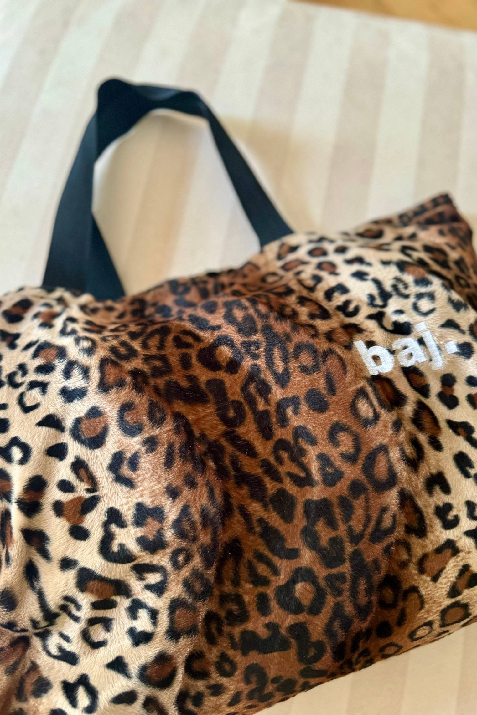 Large Tote Bag "LEOTO." - baj.