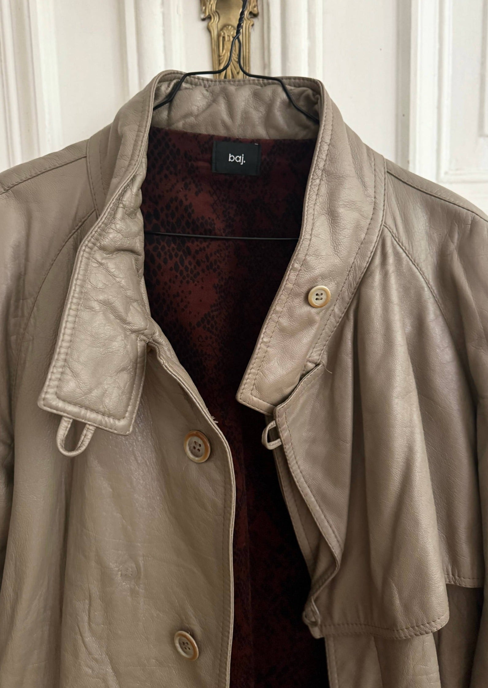 Leather Trech Coat "UNITRE." - baj.