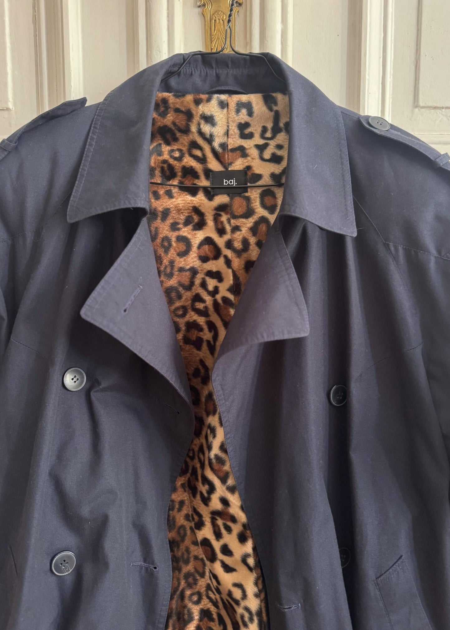 Oversize Trench Coat "LE." - baj.