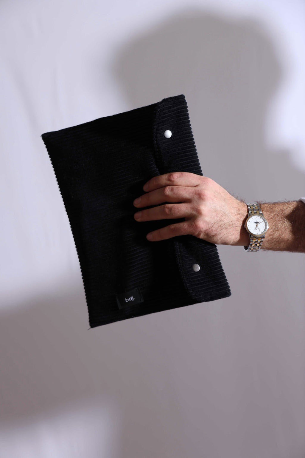 Tablet/Laptop Sleeve "CORDSAVE." - baj.
